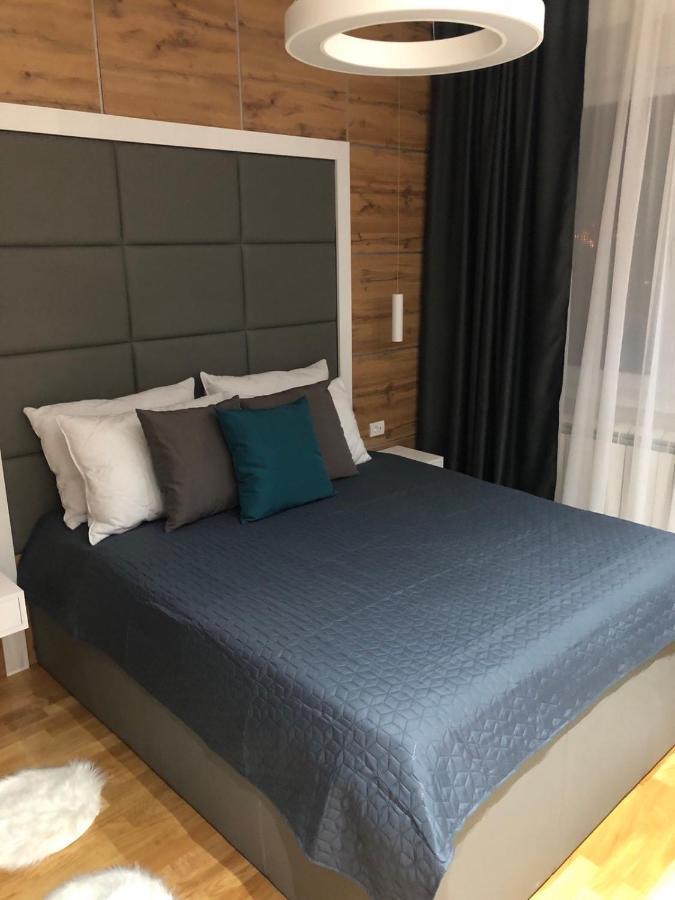 Lux Apartman 33 Kragujevac Bagian luar foto